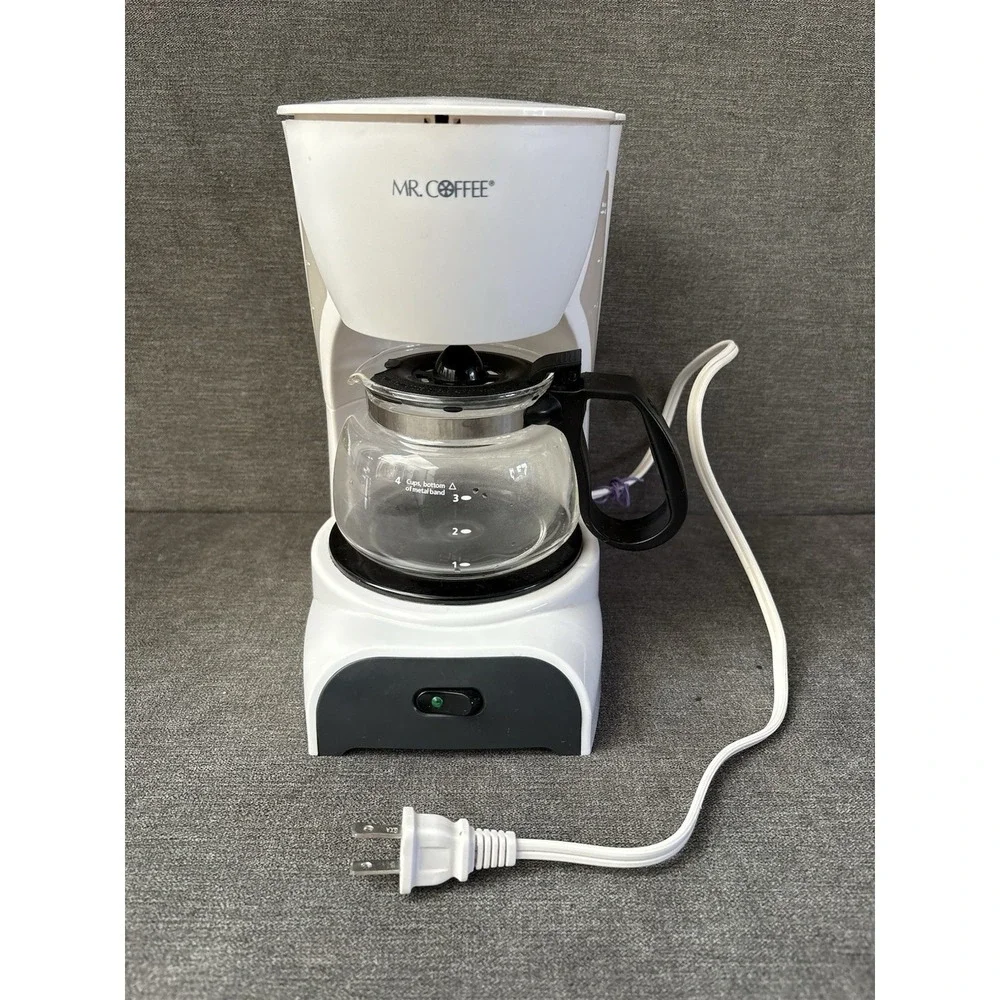 Mr. Coffee DR4 Coffee Maker 4 Cup Glass Carafe Drip‎ Stop White Tested WORKS